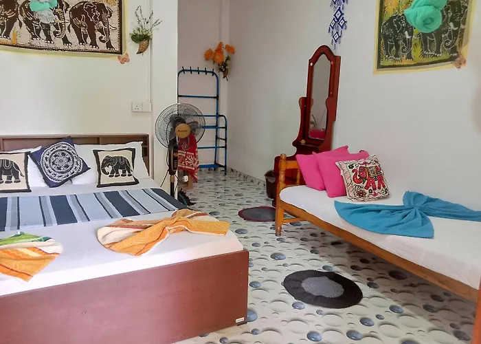 Nelum Home Stay